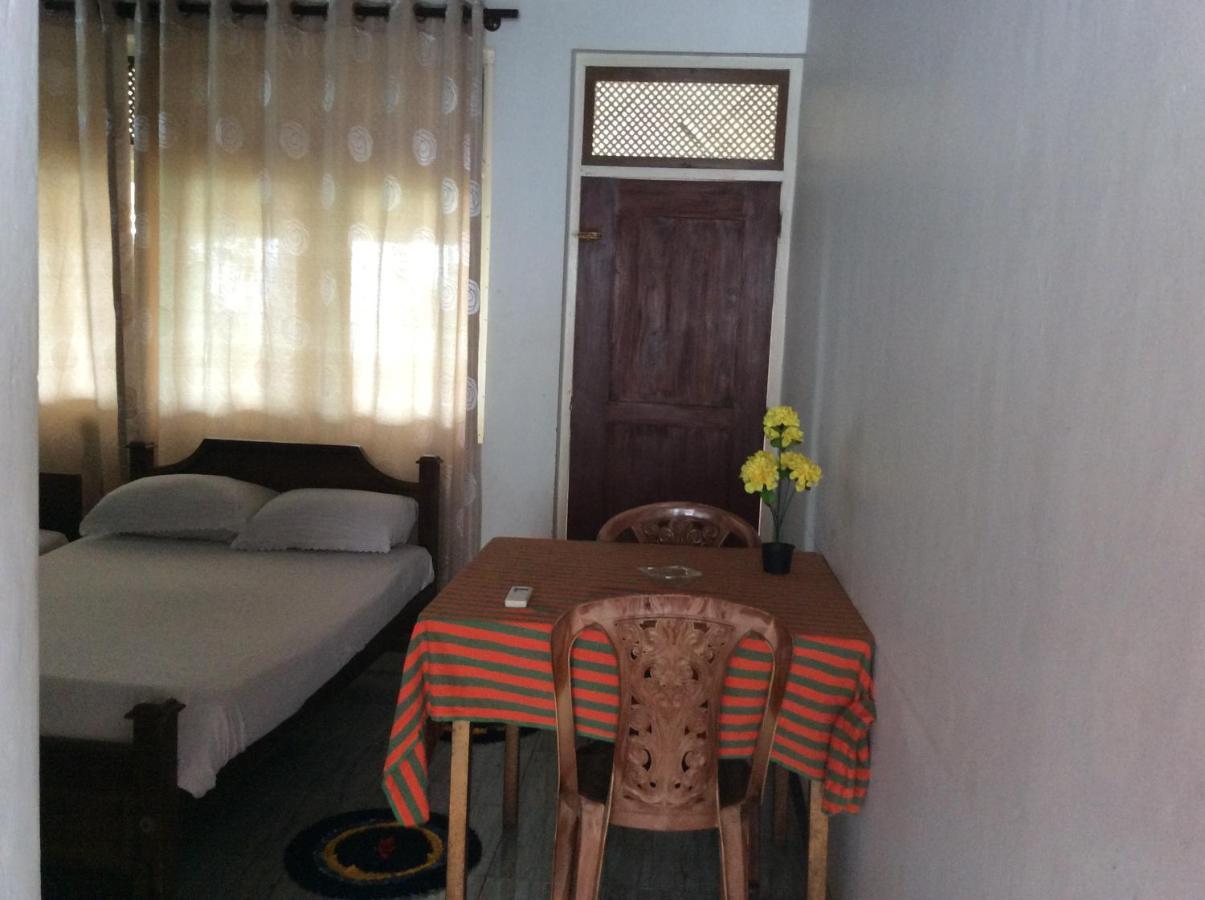 New Rest House Sea View Hotel Negombo Ngoại thất bức ảnh