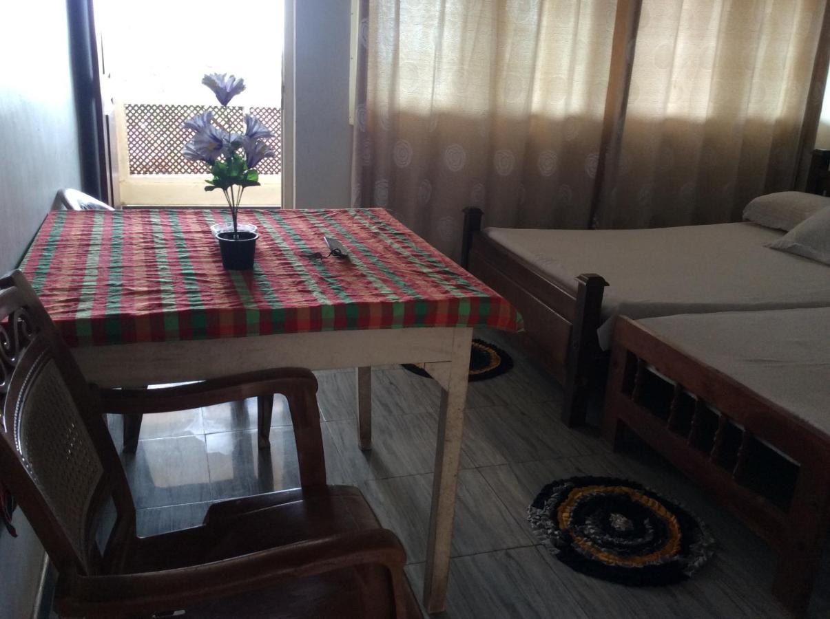 New Rest House Sea View Hotel Negombo Ngoại thất bức ảnh